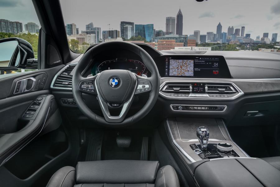 Торпедо BMW X5 xDrive40i xLine (G05) 2018 года  (NA) (фото 64 из 85)
